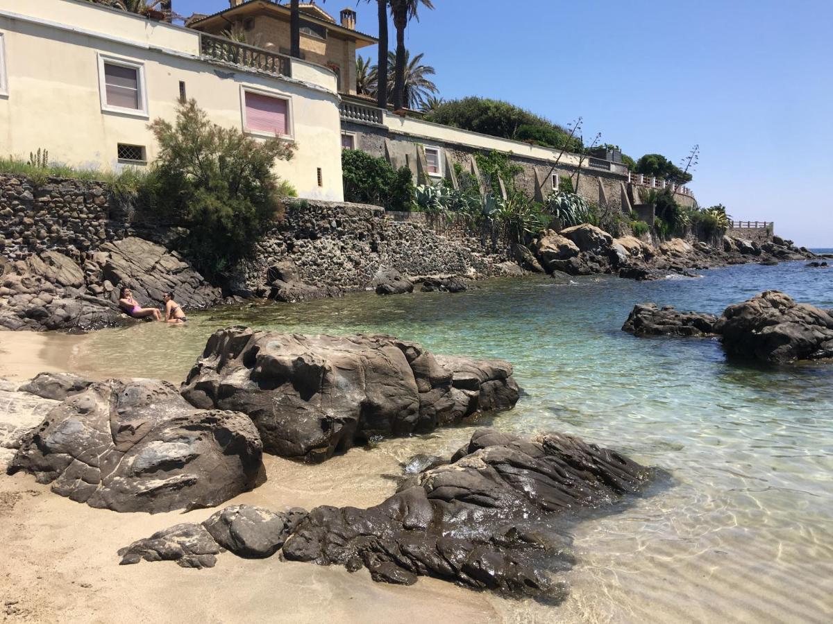 サンタ・マリネッラ La Terrazza Sul Mareヴィラ エクステリア 写真