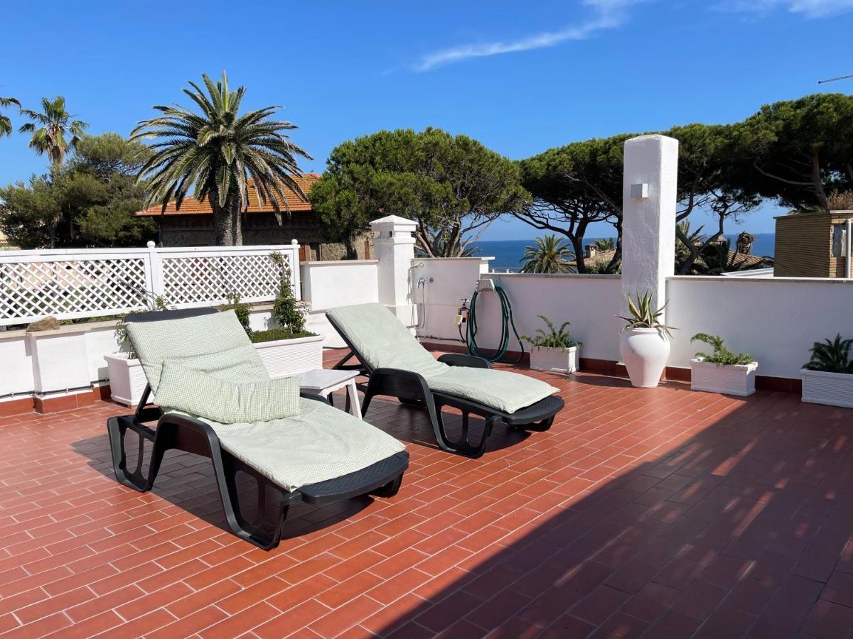 サンタ・マリネッラ La Terrazza Sul Mareヴィラ エクステリア 写真