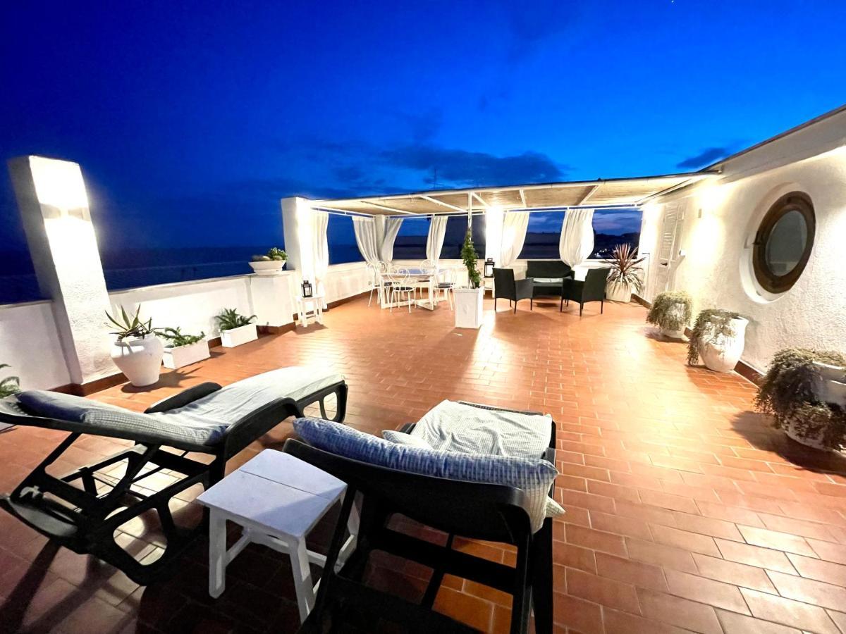 サンタ・マリネッラ La Terrazza Sul Mareヴィラ エクステリア 写真